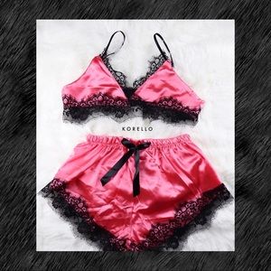 Back in Lace Sleepwear Set